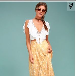 New! Lulus white crop top